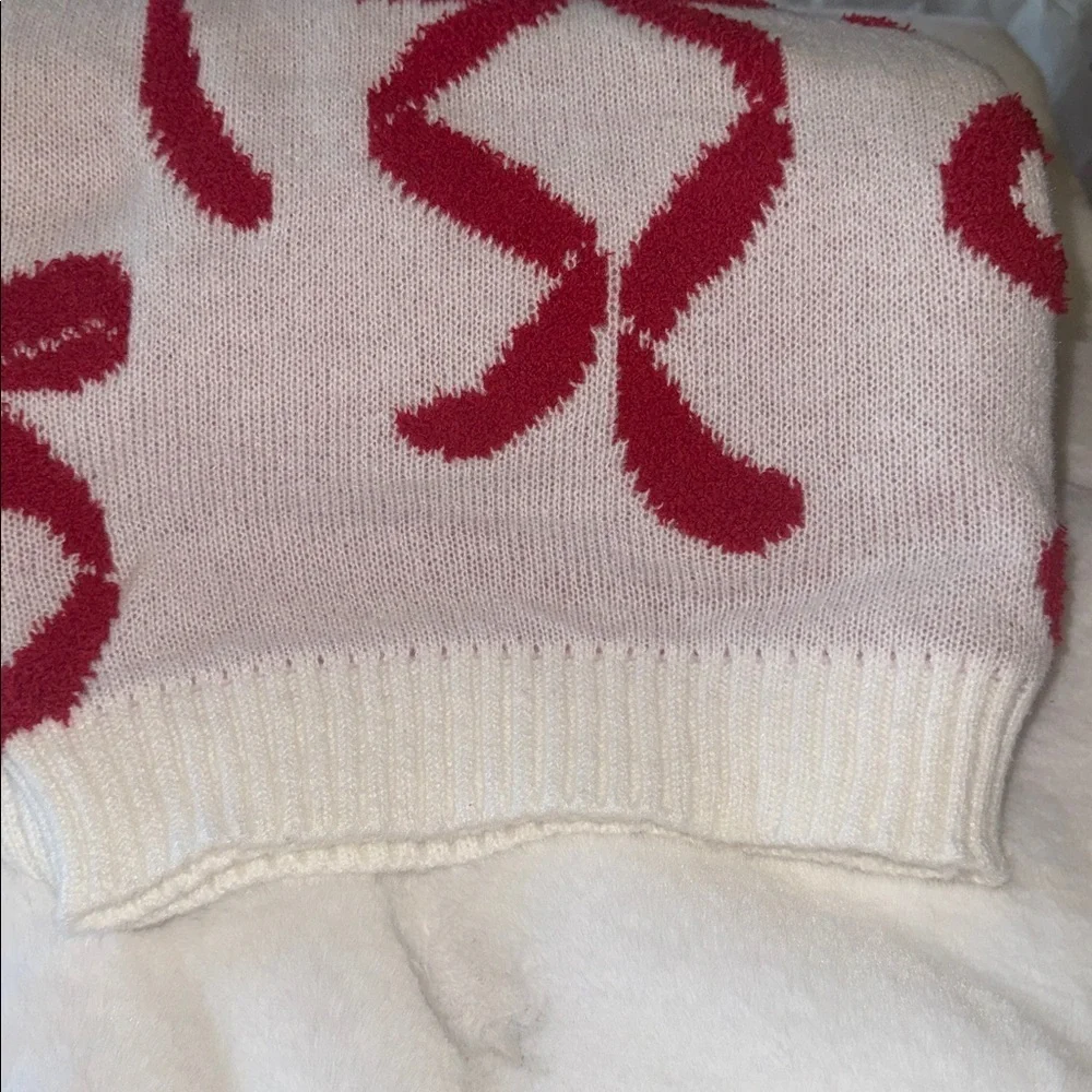 Cupcakes and Cashmere Coquette Red Christmas bow blanket